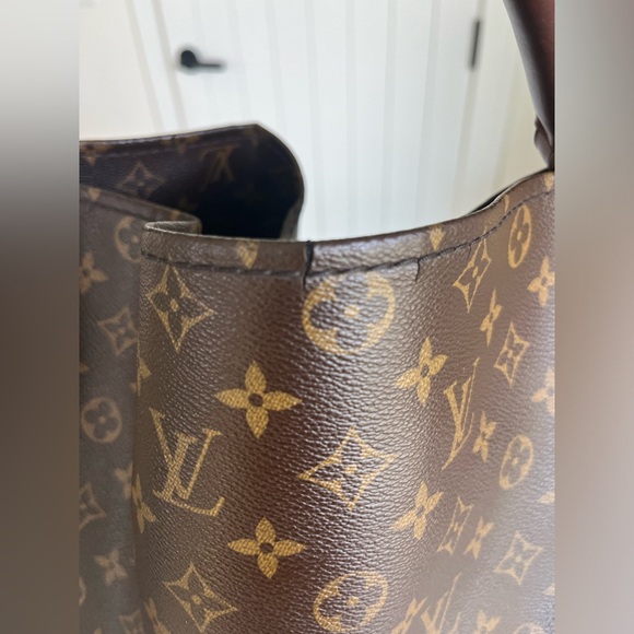 LOUIS VUITTON ARTSY MONOGRAM BAG - Picture 5 of 8